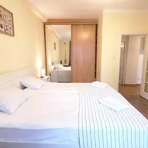 Happy Life - Next To Metro Station Apartament Warszawa